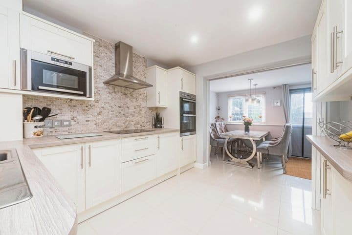 3 bedrooms house for sale in Thatcham, United Kingdom - Image 5