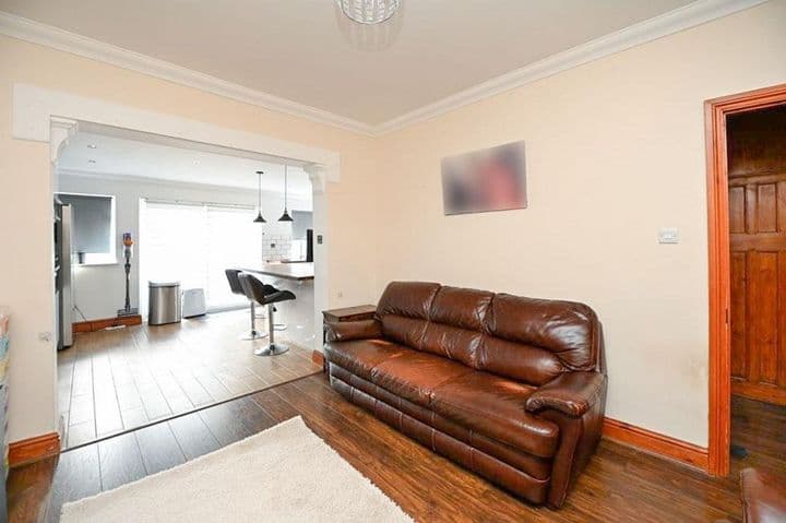 4 bedrooms house for sale in Romford, United Kingdom - Image 10