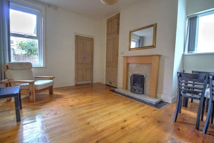 2 bedrooms apartment for sale in Newcastle Upon Tyne, United Kingdom - Image 3