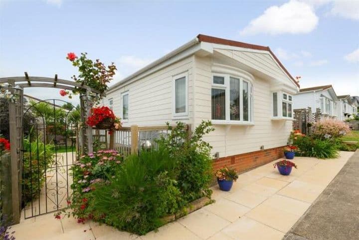 2 bedrooms other for sale in Whitstable, United Kingdom - Image 2