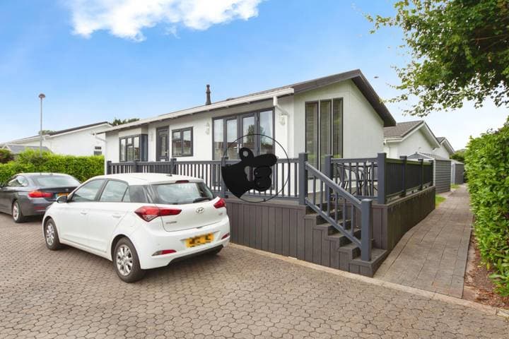 2 bedrooms other for sale in Stratford-Upon-Avon, United Kingdom - Image 2