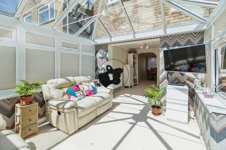 3 bedrooms house for sale in Milton Keynes, United Kingdom - Image 13