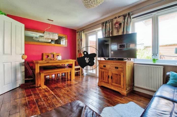 3 bedrooms house for sale in Romford, United Kingdom - Image 8