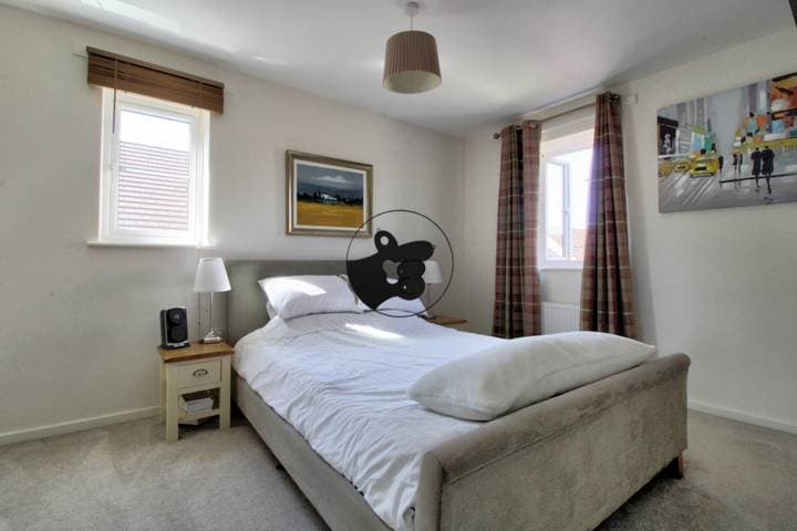 3 bedrooms house for sale in Dunstable, United Kingdom - Image 10