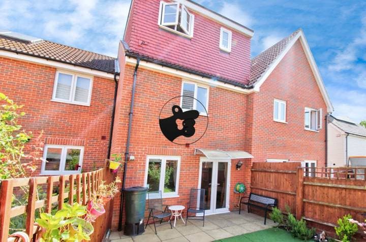 3 bedrooms house for sale in Romford, United Kingdom - Image 16