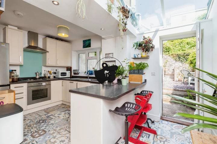 3 bedrooms house for sale in Bristol, United Kingdom - Image 6