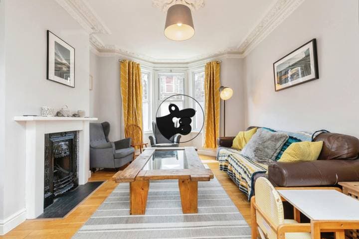 3 bedrooms house for sale in Bristol, United Kingdom - Image 3