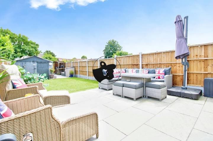 3 bedrooms house for sale in Romford, United Kingdom - Image 5