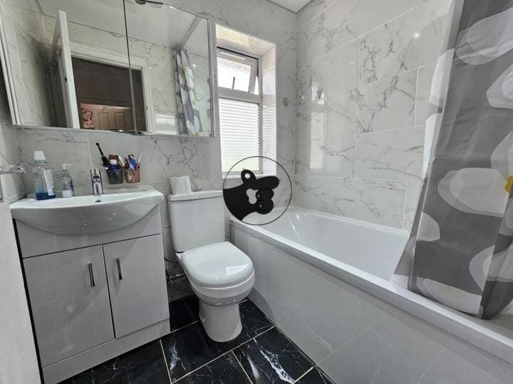 3 bedrooms house for sale in Manchester, United Kingdom - Image 19