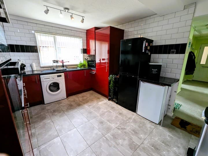 2 bedrooms apartment for sale in Exeter, United Kingdom - Image 5