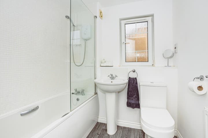 2 bedrooms apartment for sale in Dumfries and Galloway, United Kingdom - Image 17