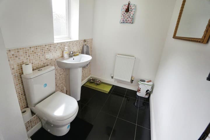 4 bedrooms house for sale in Bilston, United Kingdom - Image 8