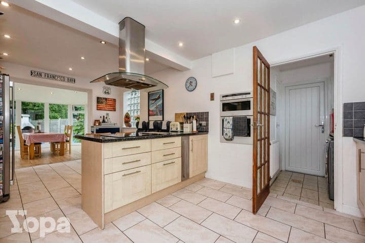 4 bedrooms house for sale in Gravesend, United Kingdom - Image 3