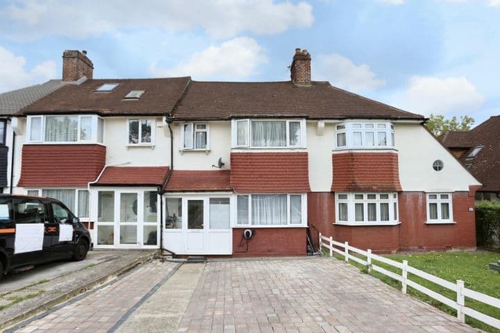 4 bedrooms house for sale in London, United Kingdom - Image 3