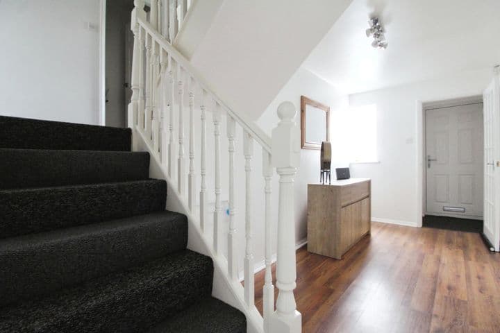 2 bedrooms house for sale in Wakefield, United Kingdom - Image 5