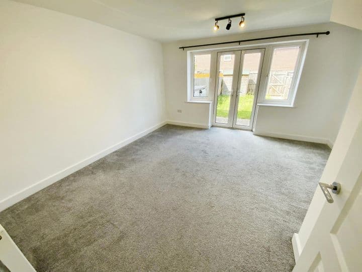 2 bedrooms house for sale in Sleaford, United Kingdom - Image 4