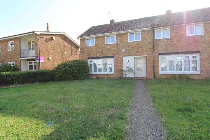 4 bedrooms house for sale in Basildon, United Kingdom - Image 2