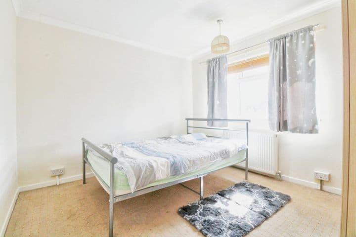 3 bedrooms house for sale in Luton, United Kingdom - Image 10