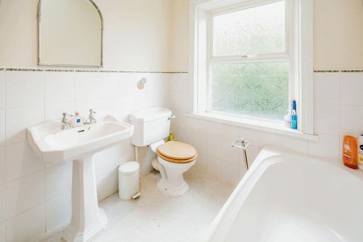 2 bedrooms house for sale in Huddersfield, United Kingdom - Image 10