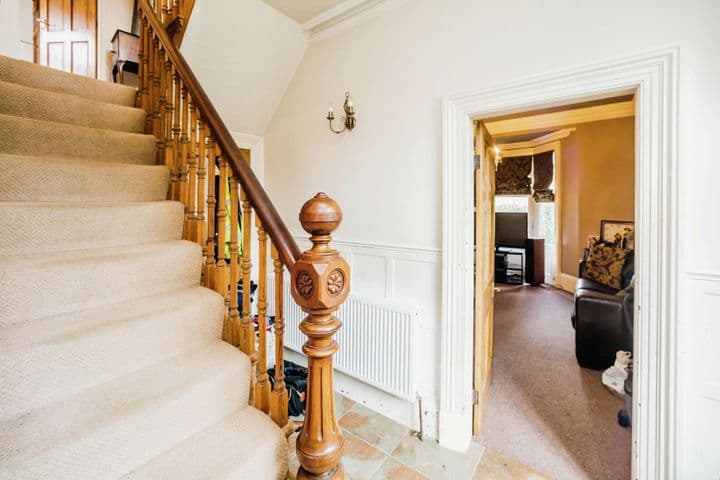 2 bedrooms house for sale in Huddersfield, United Kingdom - Image 9