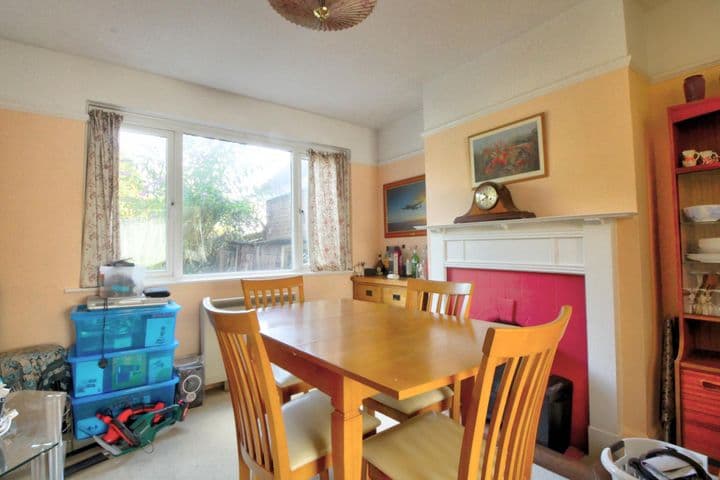 3 bedrooms house for sale in Worthing, United Kingdom - Image 6