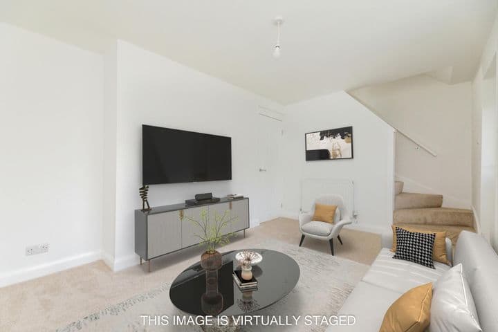 3 bedrooms house for sale in Rotherham, United Kingdom - Image 9