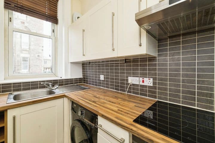 2 bedrooms apartment for sale in Edinburgh City Centre, United Kingdom - Image 3