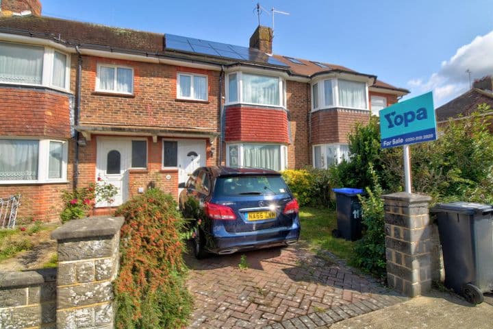 3 bedrooms house for sale in Worthing, United Kingdom - Image 2