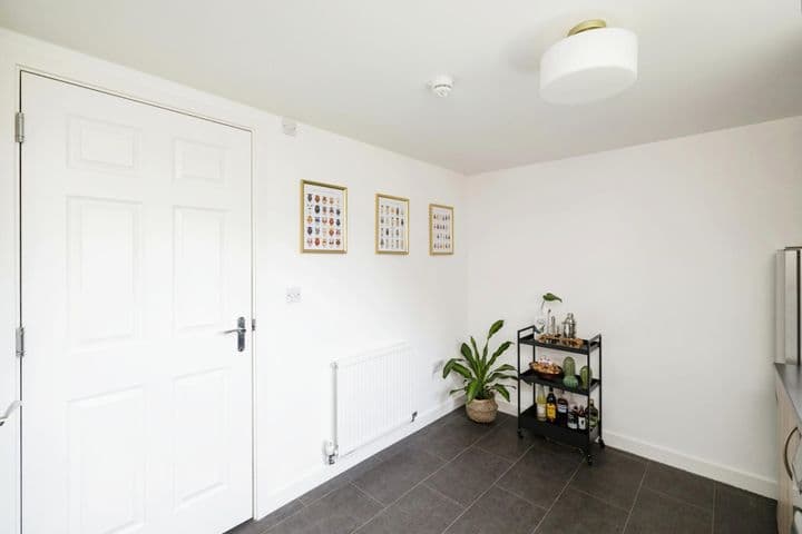 1 bedroom apartment for sale in Edinburgh City Centre, United Kingdom - Image 9