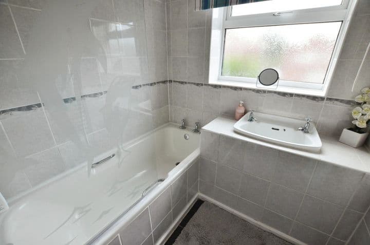 2 bedrooms house for sale in Sheffield, United Kingdom - Image 12