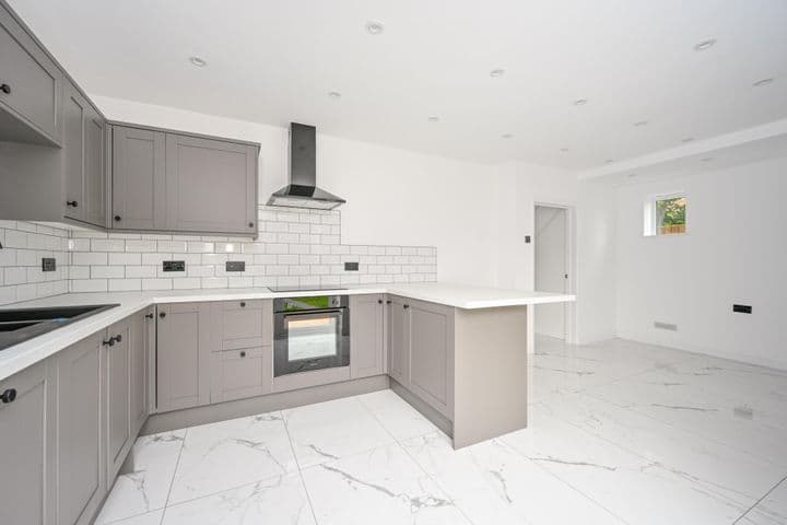 3 bedrooms house for sale in Newcastle Upon Tyne, United Kingdom - Image 12