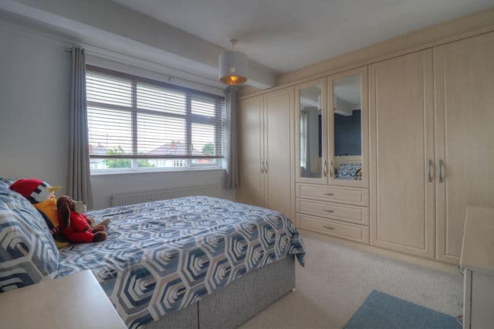 3 bedrooms house for sale in Leicester, United Kingdom - Image 12