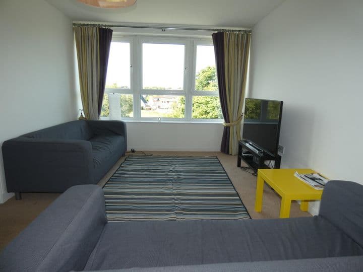 2 bedrooms apartment for sale in Aberdeen, United Kingdom - Image 5