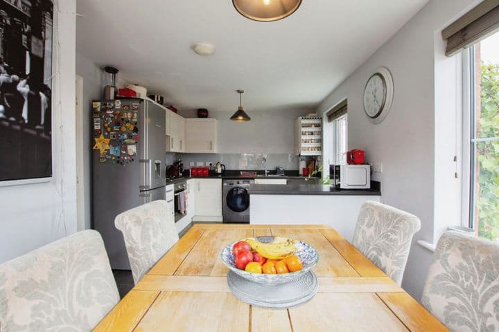 3 bedrooms house for sale in Calverton, United Kingdom - Image 2