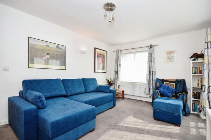 1 bedroom apartment for sale in Hemel Hempstead, United Kingdom - Image 5