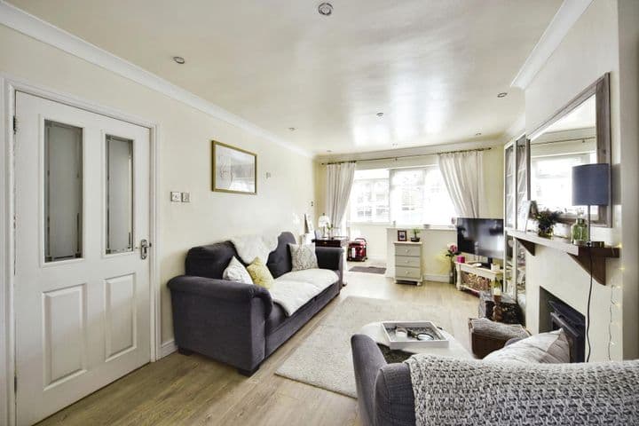 3 bedrooms house for sale in Rochester, United Kingdom - Image 5