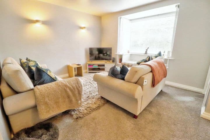 3 bedrooms house for sale in Rotherham, United Kingdom - Image 5