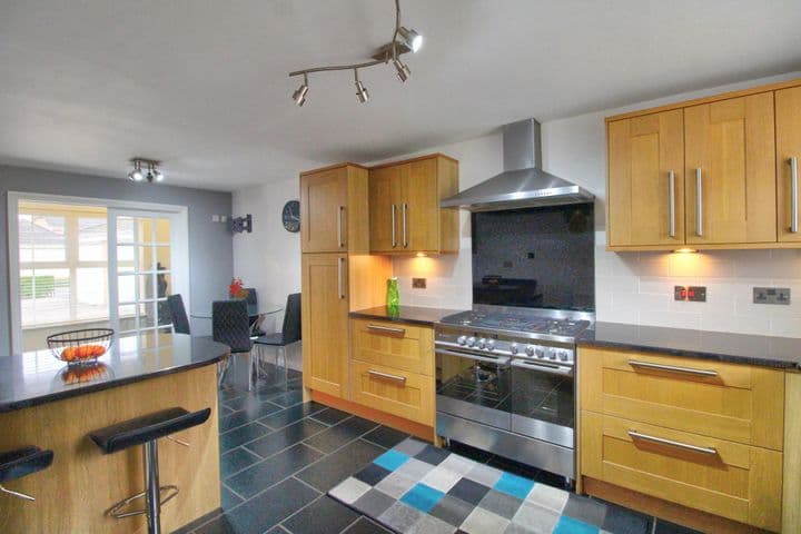 4 bedrooms house for sale in Newport, United Kingdom - Image 3