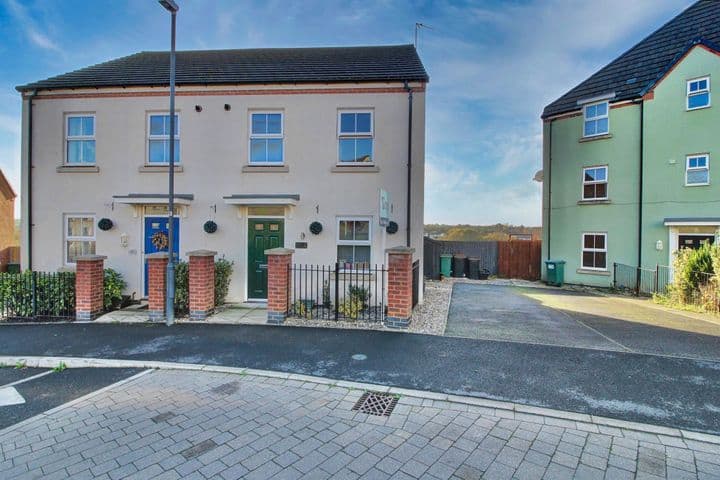 4 bedrooms house for sale in Nuneaton, United Kingdom - Image 2