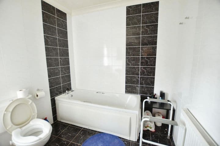 2 bedrooms house for sale in Sheffield, United Kingdom - Image 9