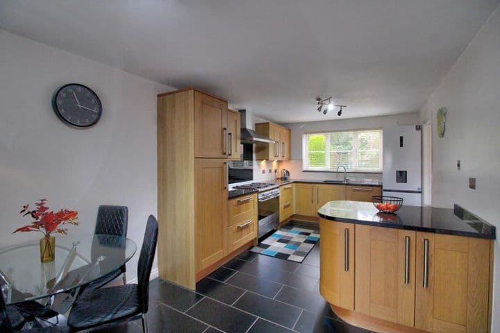 4 bedrooms house for sale in Newport, United Kingdom - Image 8