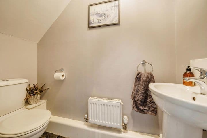 3 bedrooms house for sale in Warrington, United Kingdom - Image 10