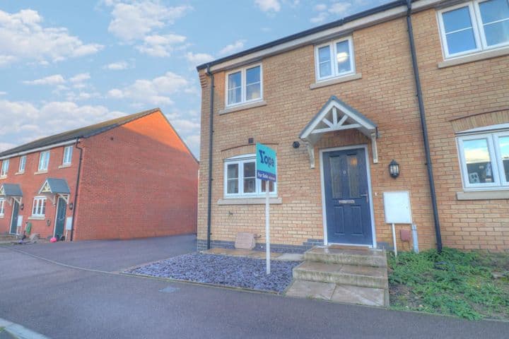 3 bedrooms house for sale in Leicester, United Kingdom - Image 2