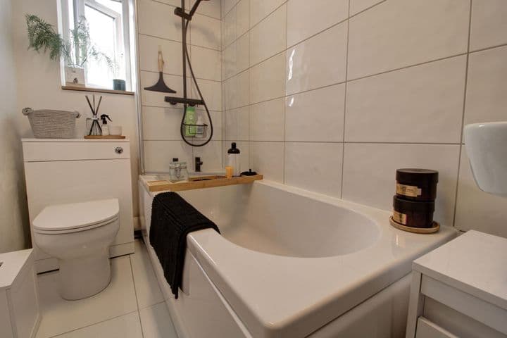 1 bedroom house for sale in Ipswich, United Kingdom - Image 6