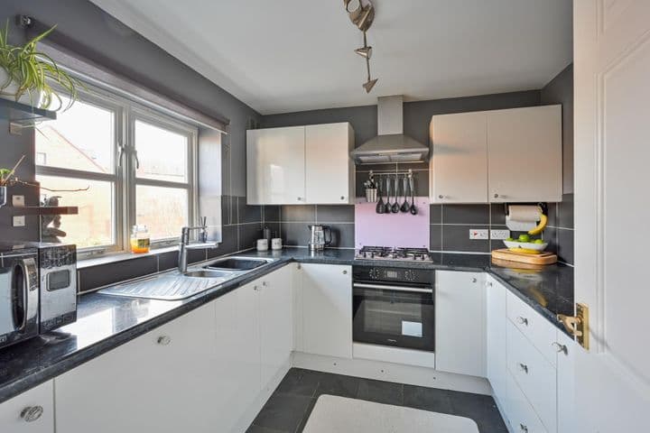 3 bedrooms house for sale in Telford, United Kingdom - Image 3