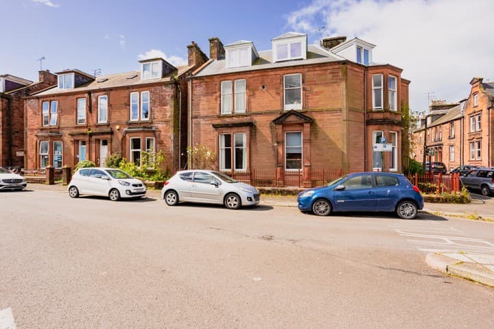 2 bedrooms apartment for sale in Dumfries and Galloway, United Kingdom - Image 3