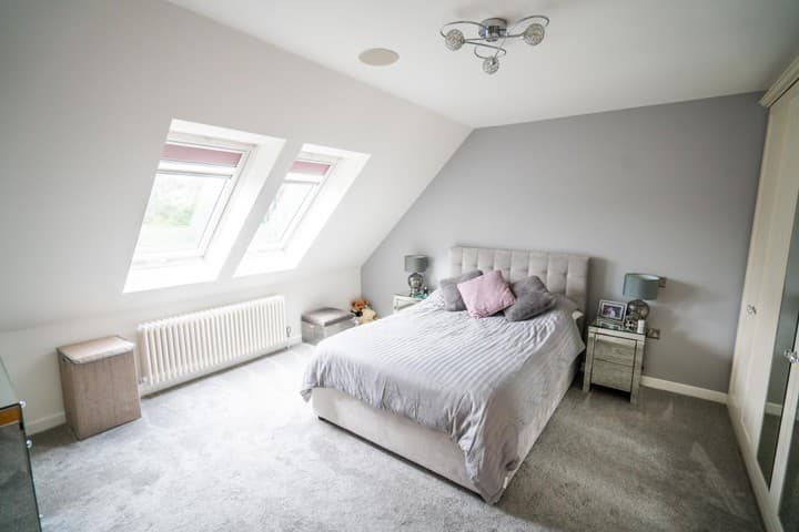 3 bedrooms house for sale in Romford, United Kingdom - Image 33