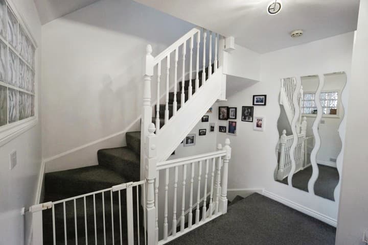 4 bedrooms house for sale in Tipton, United Kingdom - Image 9