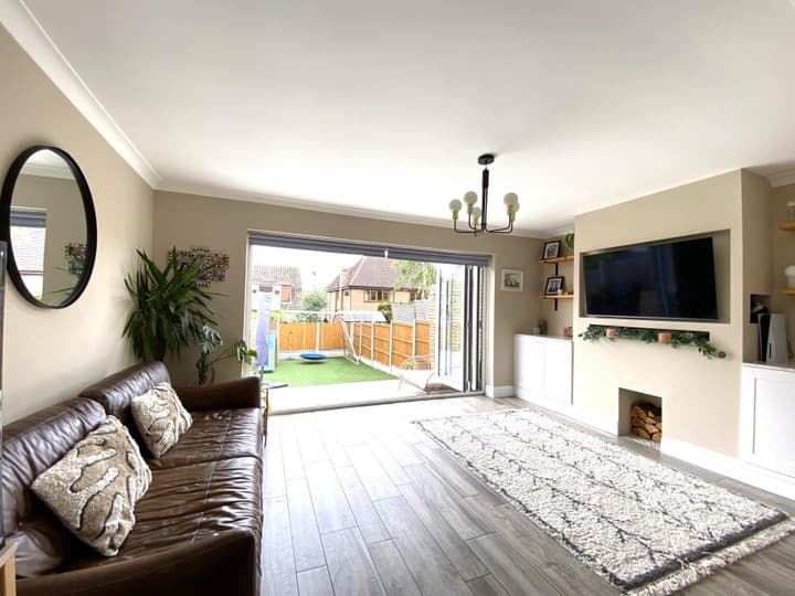 3 bedrooms house for sale in Hockley, United Kingdom - Image 8