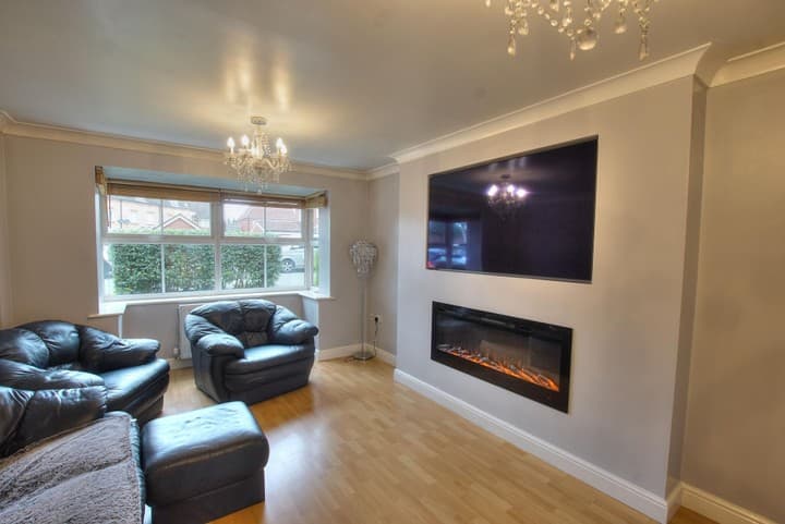 4 bedrooms house for sale in Warrington, United Kingdom - Image 2